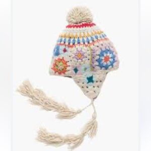 French knot Woodstock knit tapper